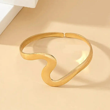 Camille Gold Arm cuff