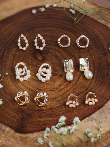 6 Dainty Jewel Hamper ( Pack of 6 Dainty Earrings)