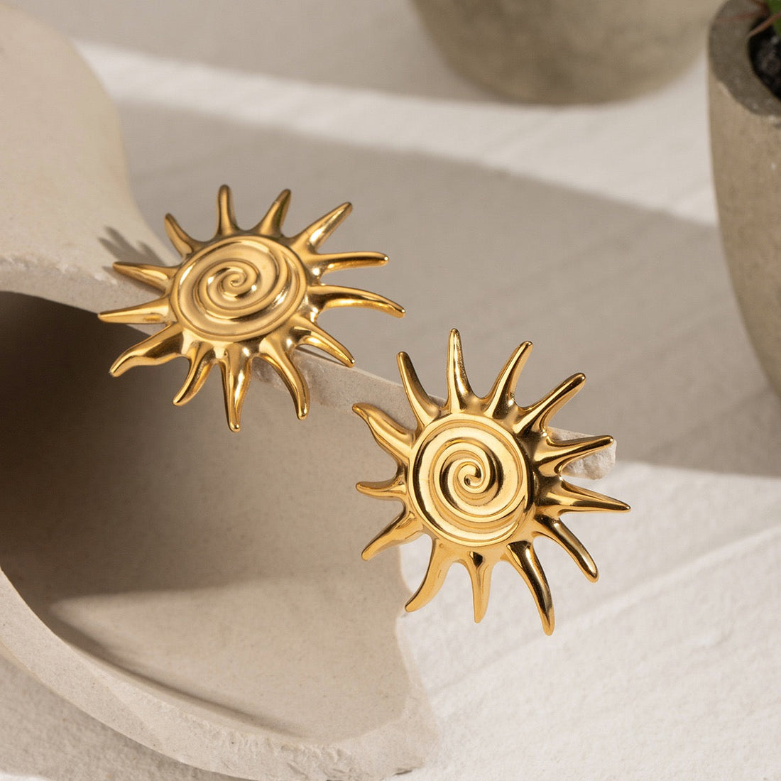 Aurelia Halo Earrings
